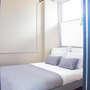 Apartamento With Balcony And Views, Old Town, Metro, Varsovia