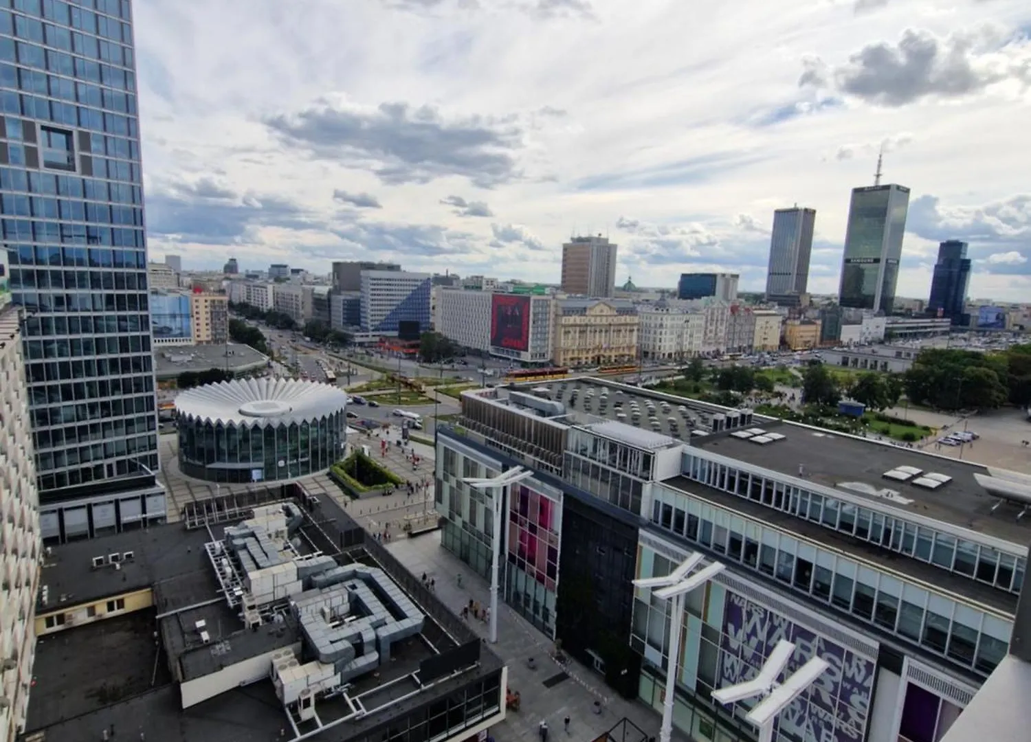 Chmielna Str Apartment Warsaw